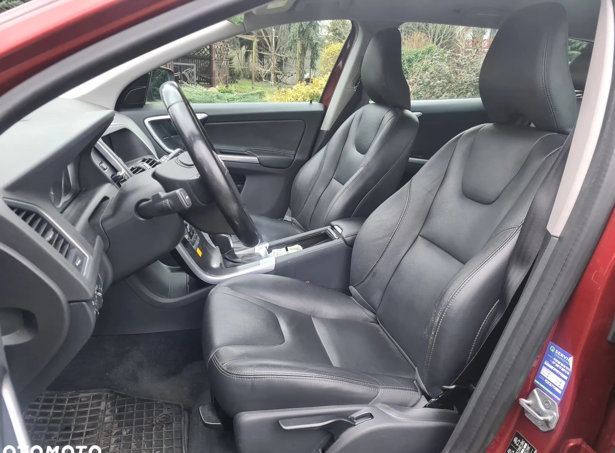Volvo XC 60 cena 84000 przebieg: 128500, rok produkcji 2015 z Jasień małe 172